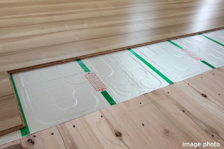 温水床暖房のイメージ画像